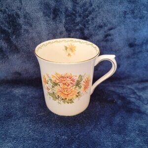 Queens Fine Bone China Mug ~ Chrysanthemum